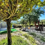 Villa Detached - Sleeps 10 - Pool - Pergola - Playground For Children - Wifi