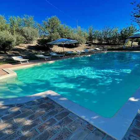 Todi By The Poolsleeps 10exclusive Poolwalk To Todi 5 Kmsrestaurant 05 Kms Villa