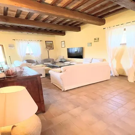 Villa Todi By The Poolsleeps 10exclusive Poolwalk To Todi 5 Kmsrestaurant 05 Kms