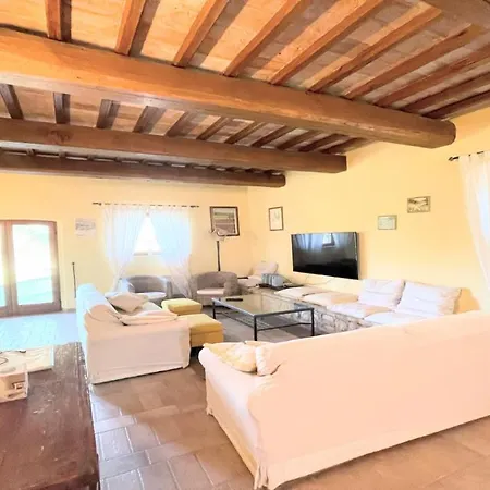 Villa Todi By The Poolsleeps 10exclusive Poolwalk To Todi 5 Kmsrestaurant 05 Kms