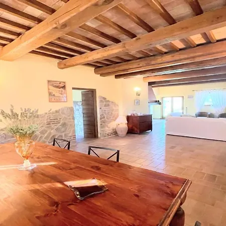 Villa Todi By The Poolsleeps 10exclusive Poolwalk To Todi 5 Kmsrestaurant 05 Kms