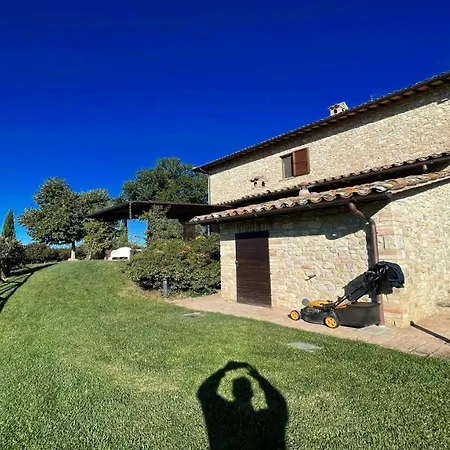 Villa Todi By The Poolsleeps 10exclusive Poolwalk To Todi 5 Kmsrestaurant 05 Kms