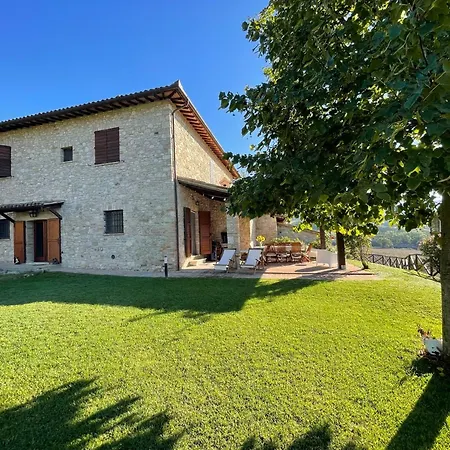 Detached Villa - Sleeps 10 - Pool - Pergola - Playground For Children - Wifi * Petroro