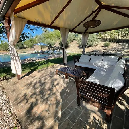 Detached Villa - Sleeps 10 - Pool - Pergola - Playground For Children - Wifi Petroro