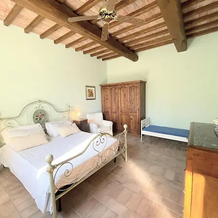 Detached - Sleeps 10 - Pool - Pergola - Playground For Children - Wifi *