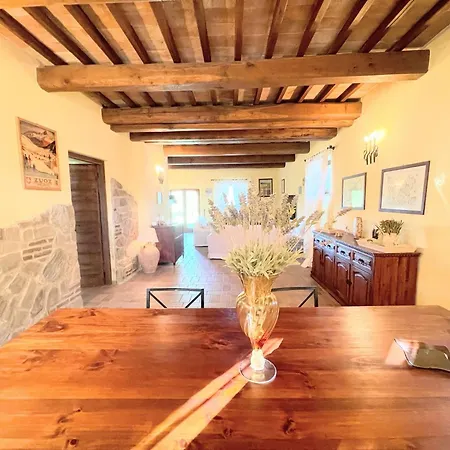 Detached Villa - Sleeps 10 - Pool - Pergola - Playground For Children - Wifi