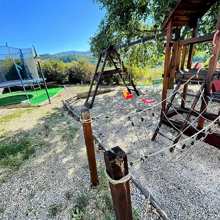 Villa Detached - Sleeps 10 - Pool - Pergola - Playground For Children - Wifi Petroro